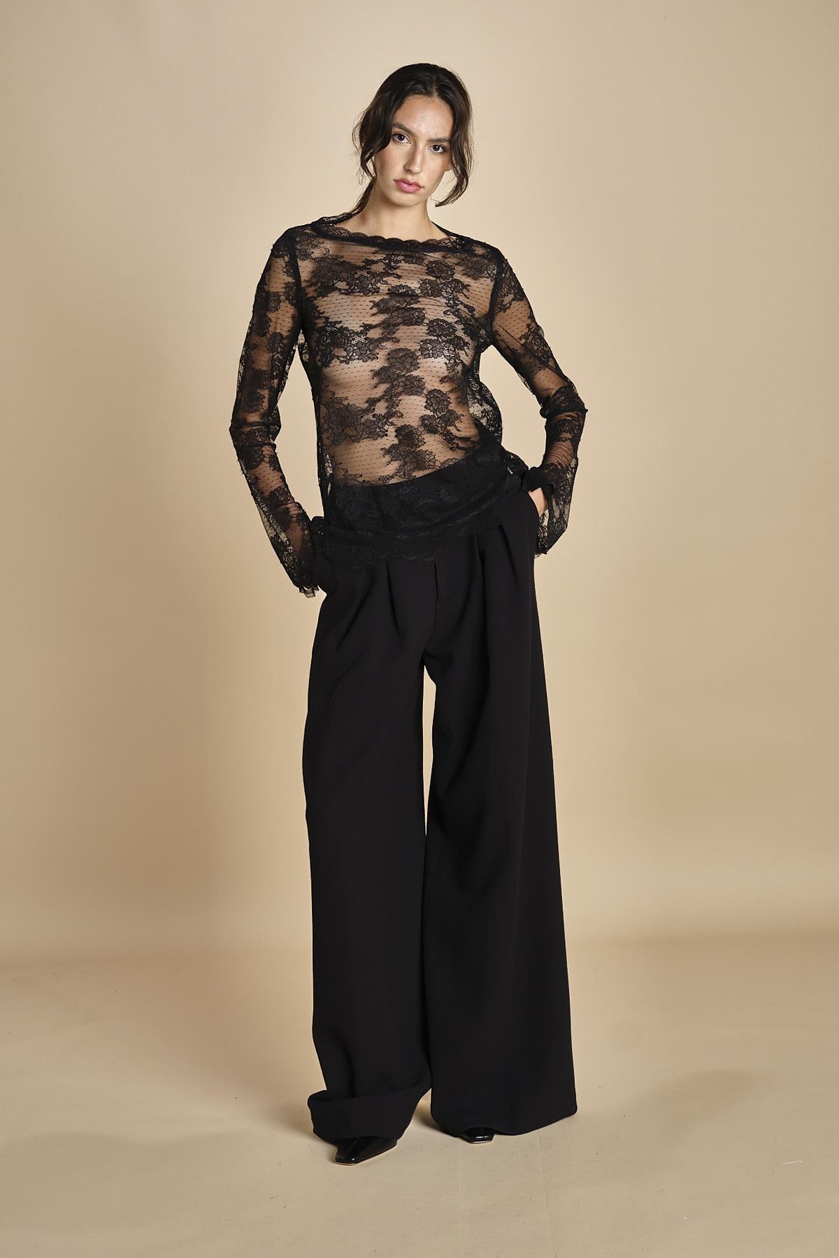 top in pizzo con manica lunga LENI BLACK malina