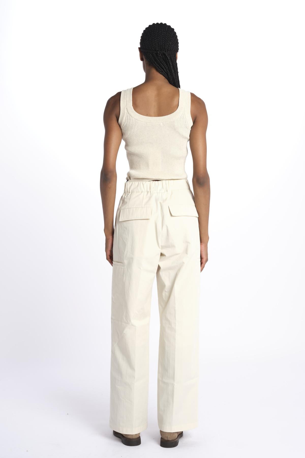 Pantaloni con tasconi LS2511PT008IV IVORY le 17 septembre