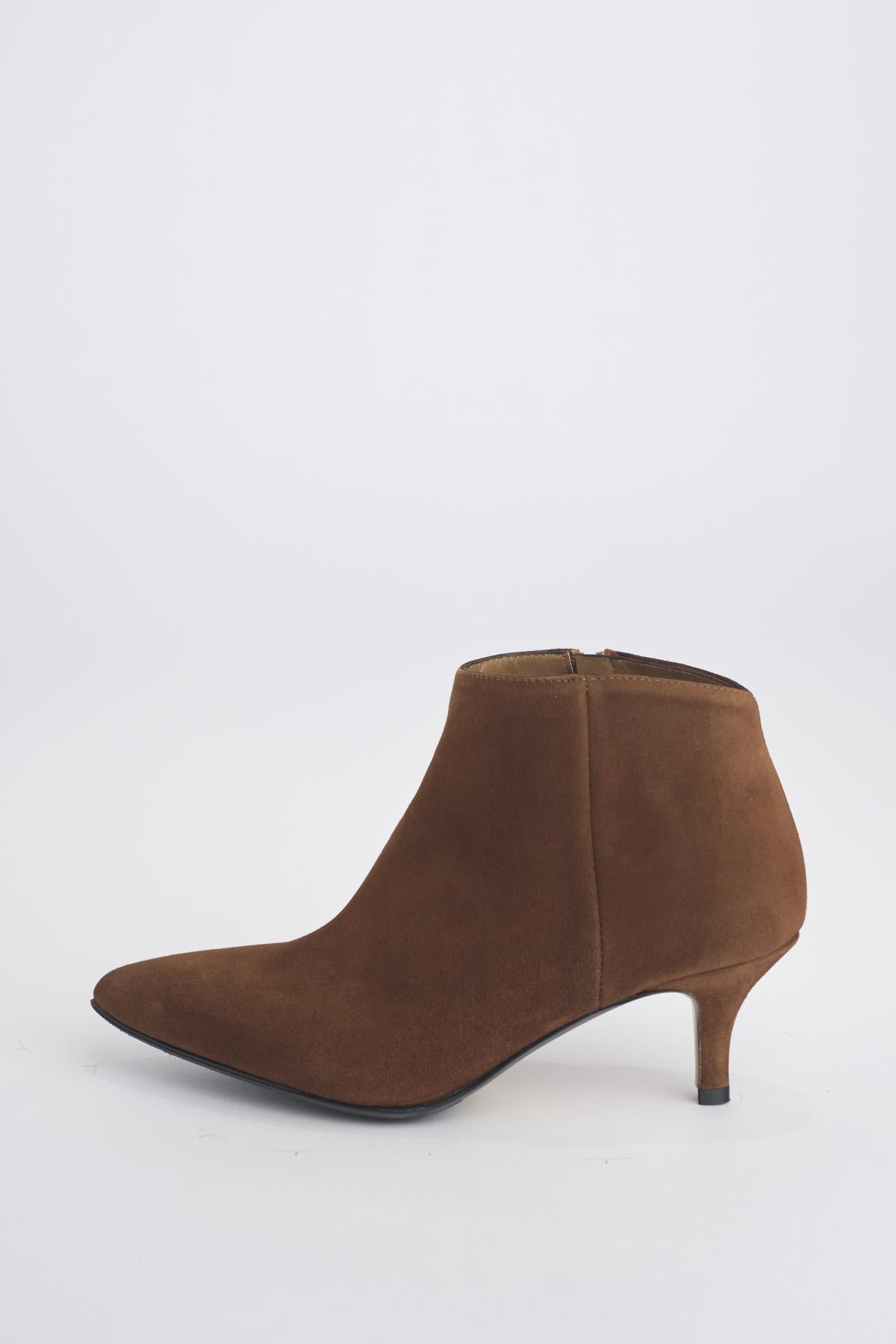 TR2424 F65 l'arianna