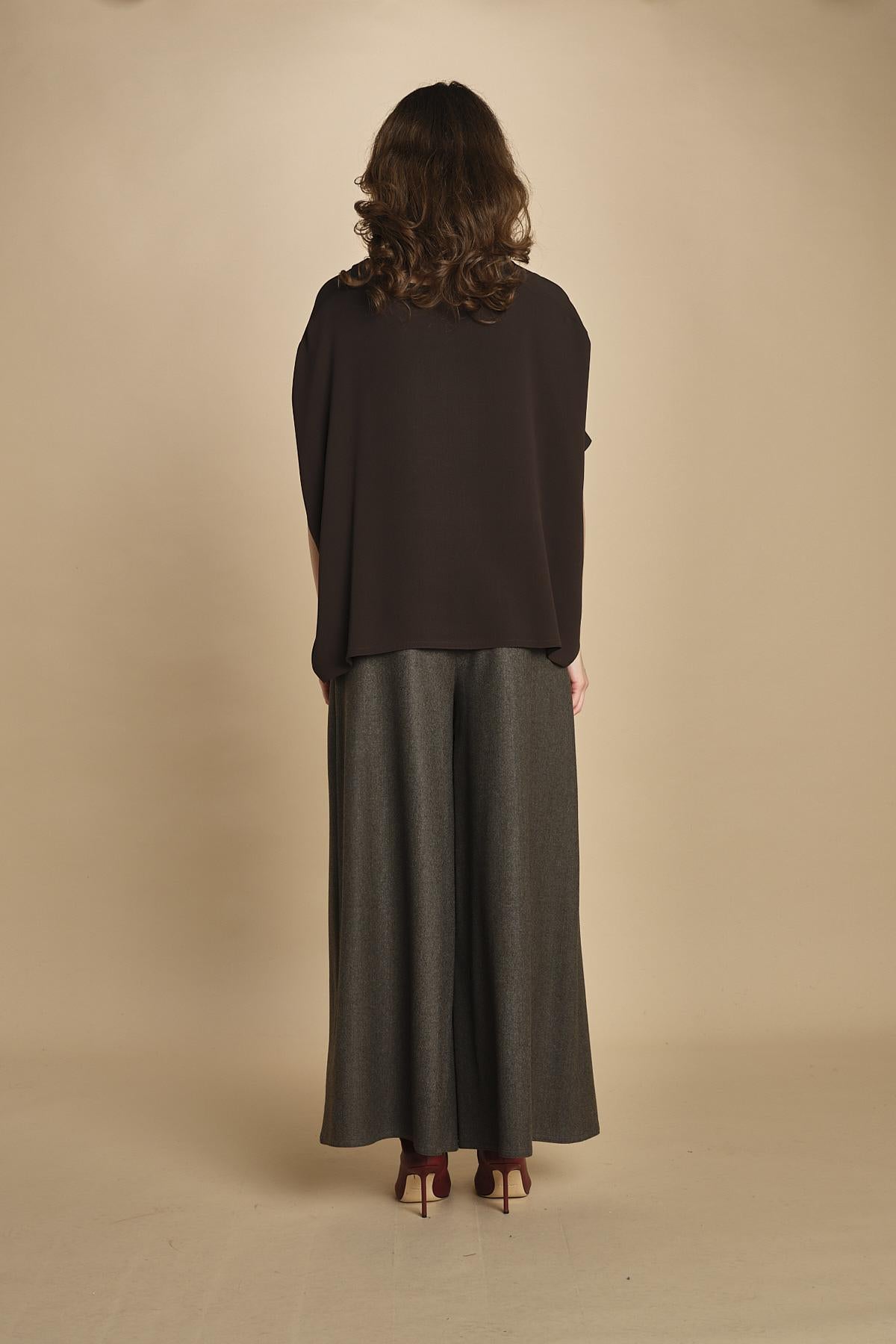 easy shirt in crepon di seta. T2759 DARK BROWN dusan