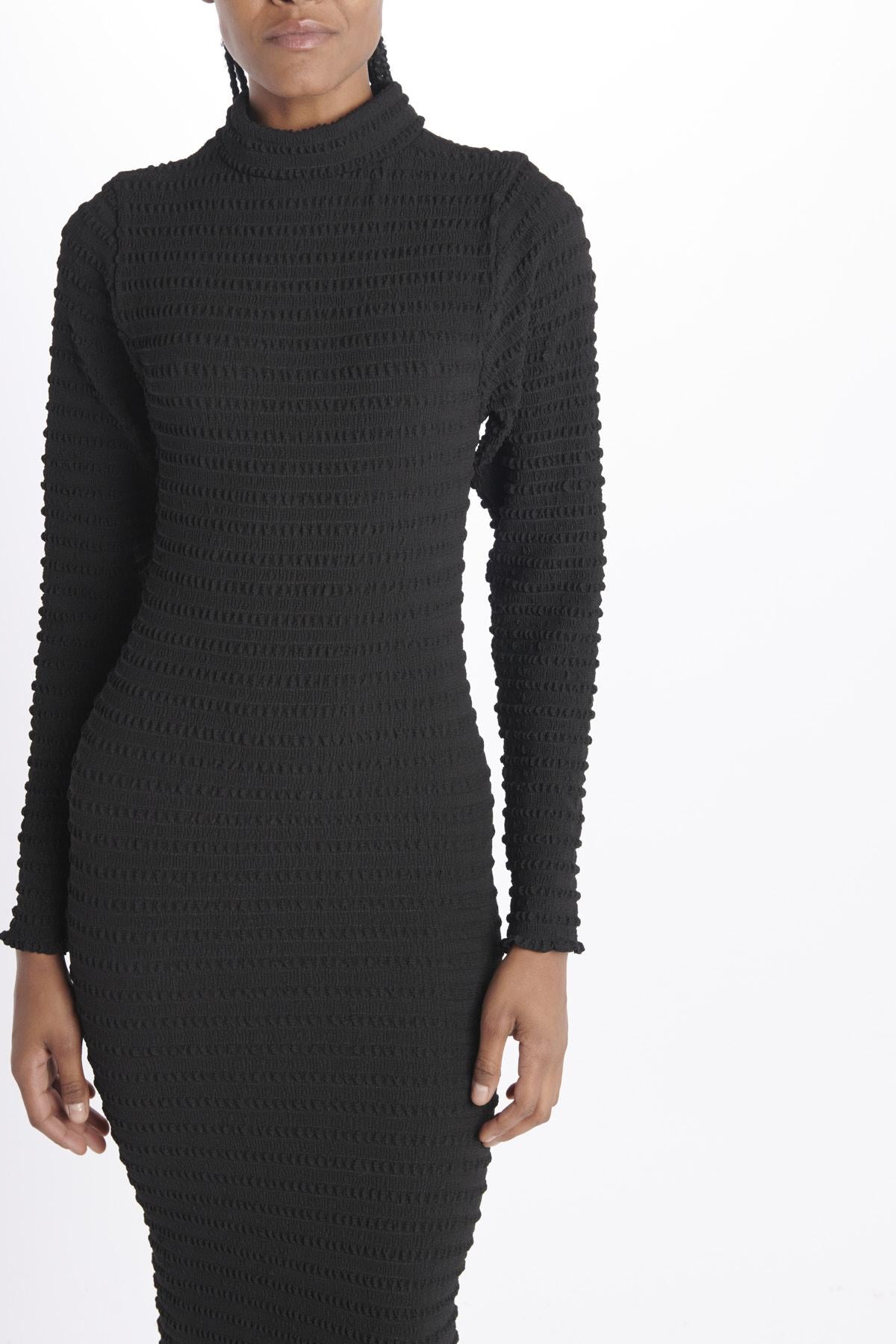 FORMEGOWN NOIR l'IDEE