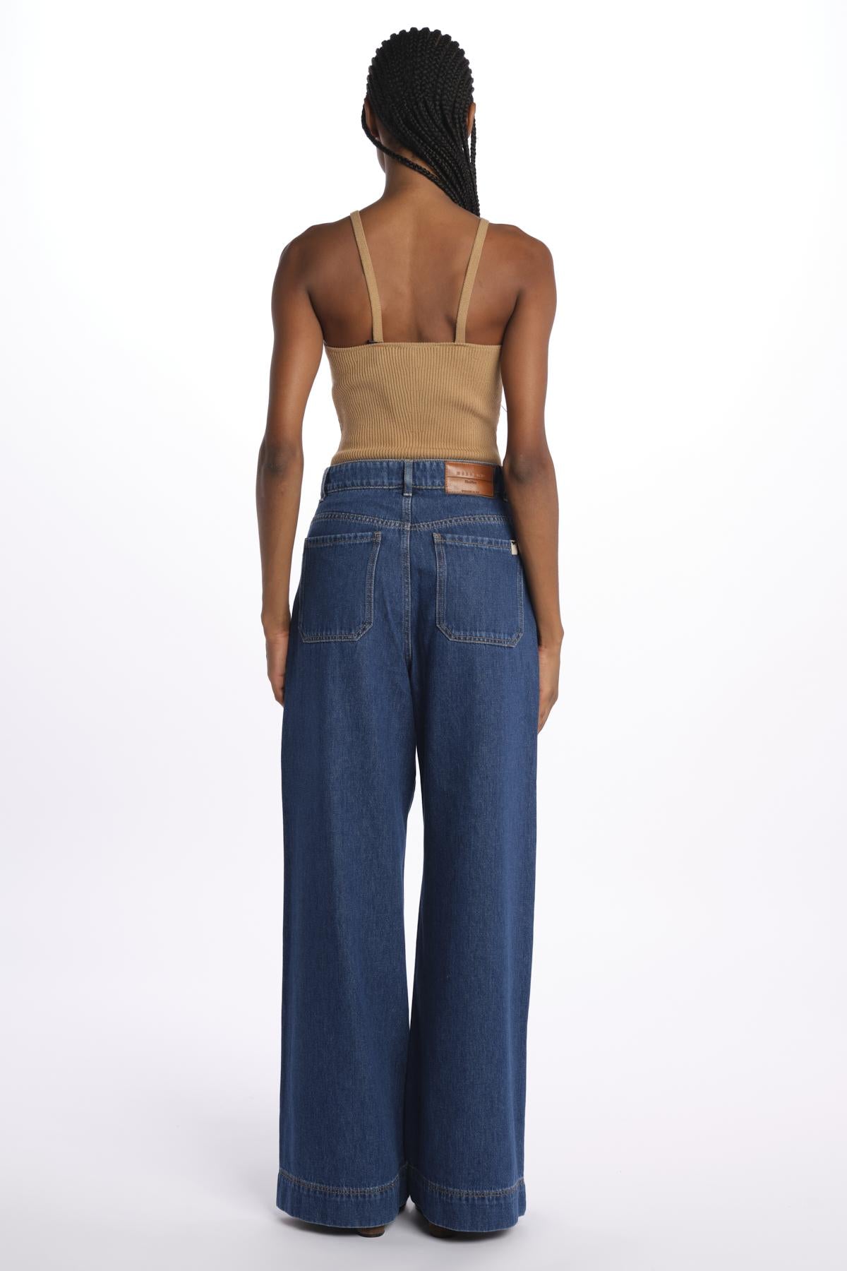 VEGA2425186022600 007SCUROUSED weekend maxmara