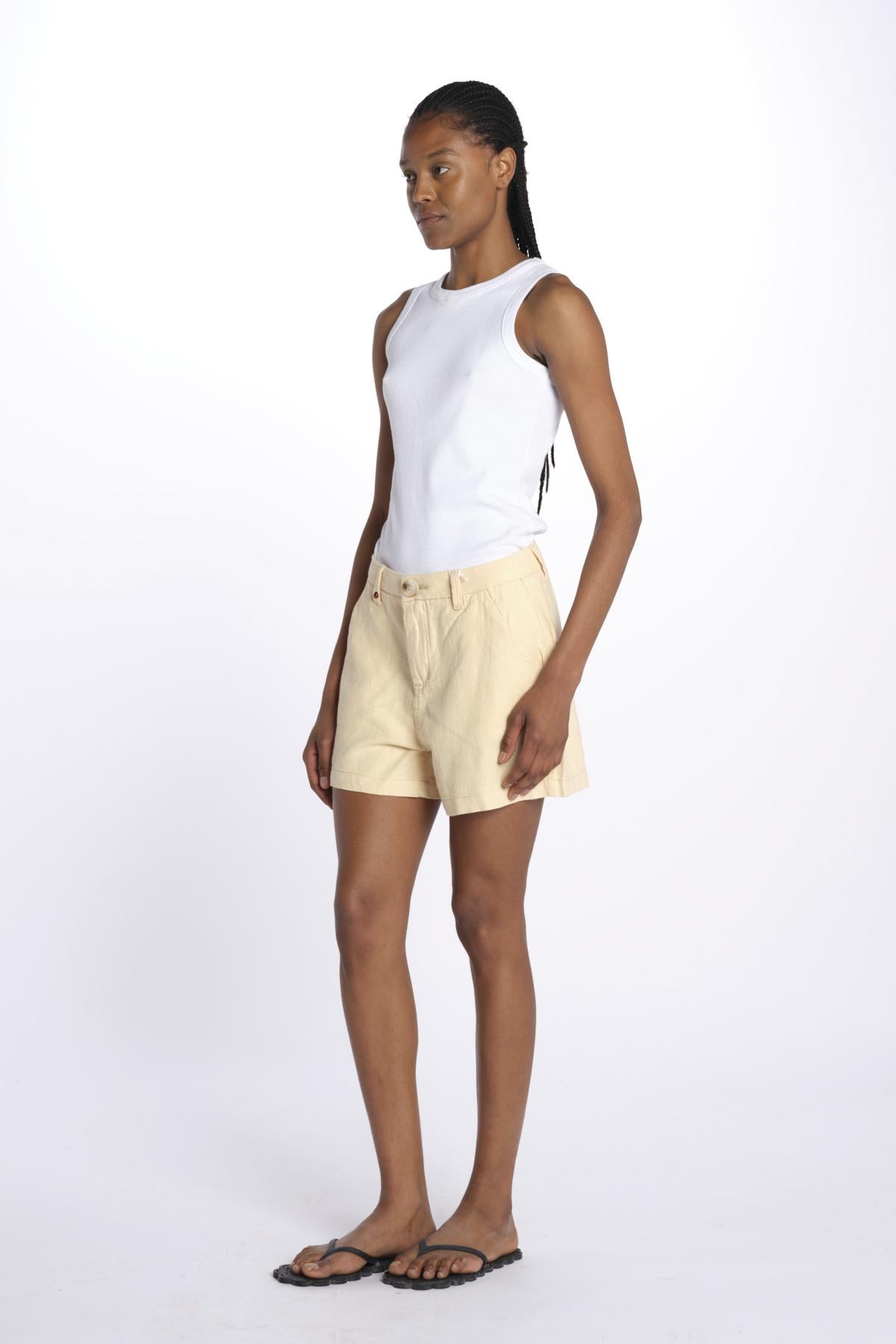 AXELLE short ll 99 sh0 AXELLE SAND fam