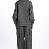 243-2001-30 GRAY30 vis a vis