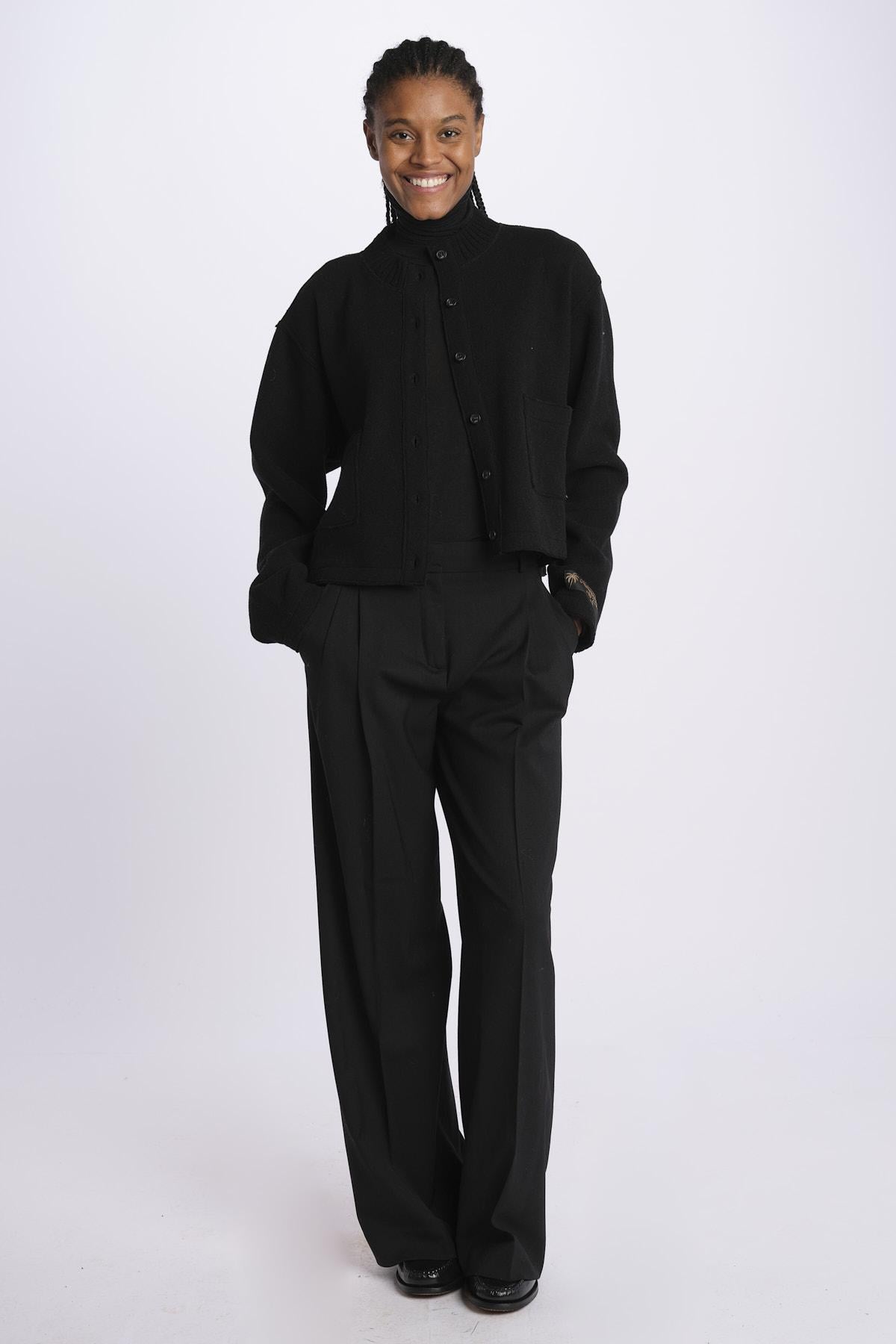 E04146028924 NERO n21