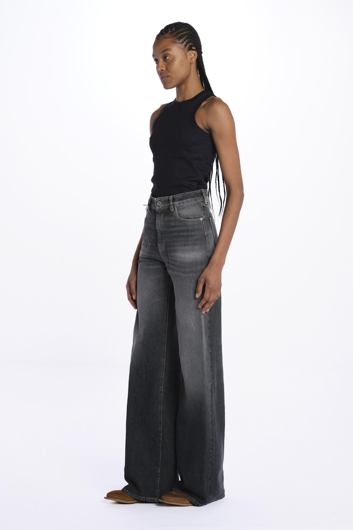 true avenue CLARA OPENBLACK