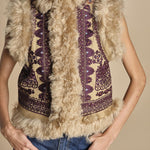 gilet  ricamato con montone SANDORA GILET CAMEL antik batik