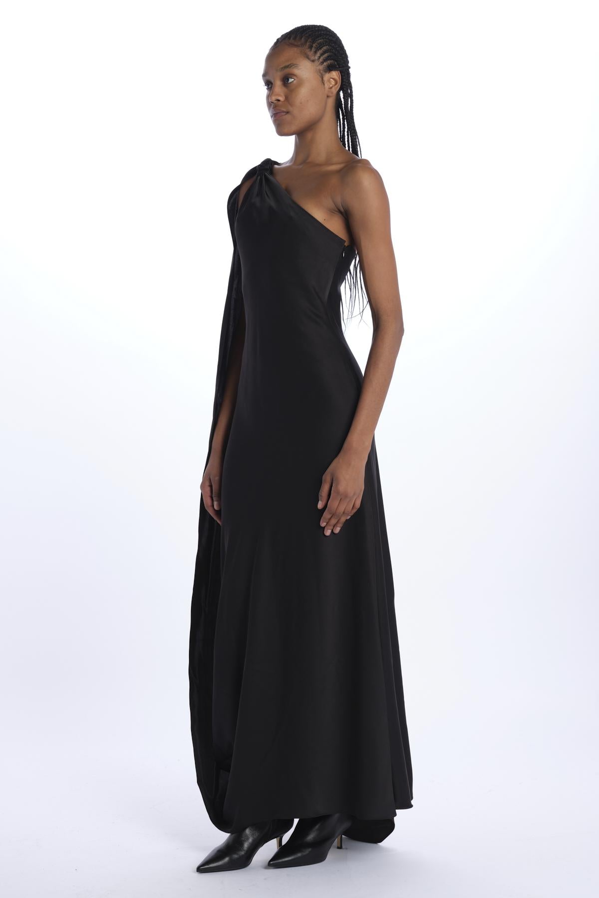 AGU GOWN 10112281 BLACK halston