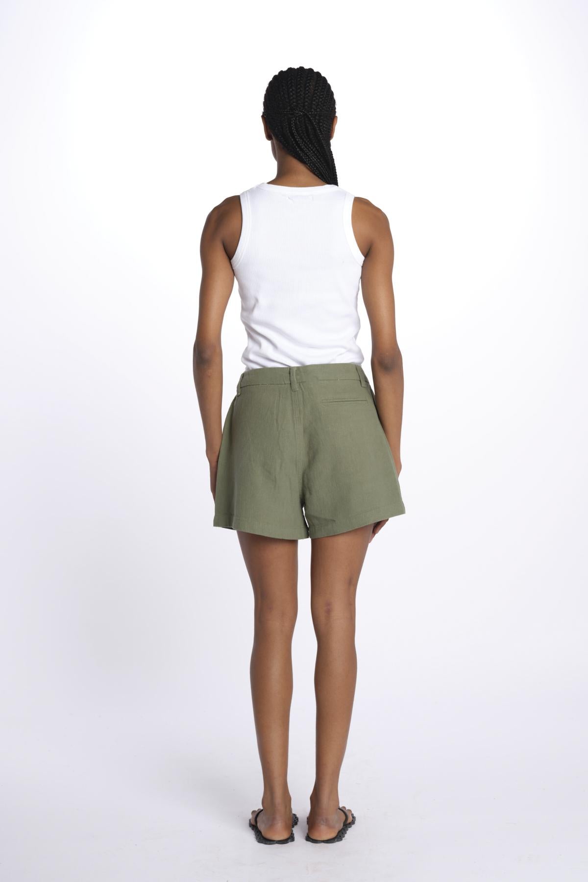 AXELLE short ll 99 sh0 AXELLE GREEN fam