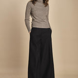 pantalone con nervature. ORIANNA ORN01 NERO nine in the morning