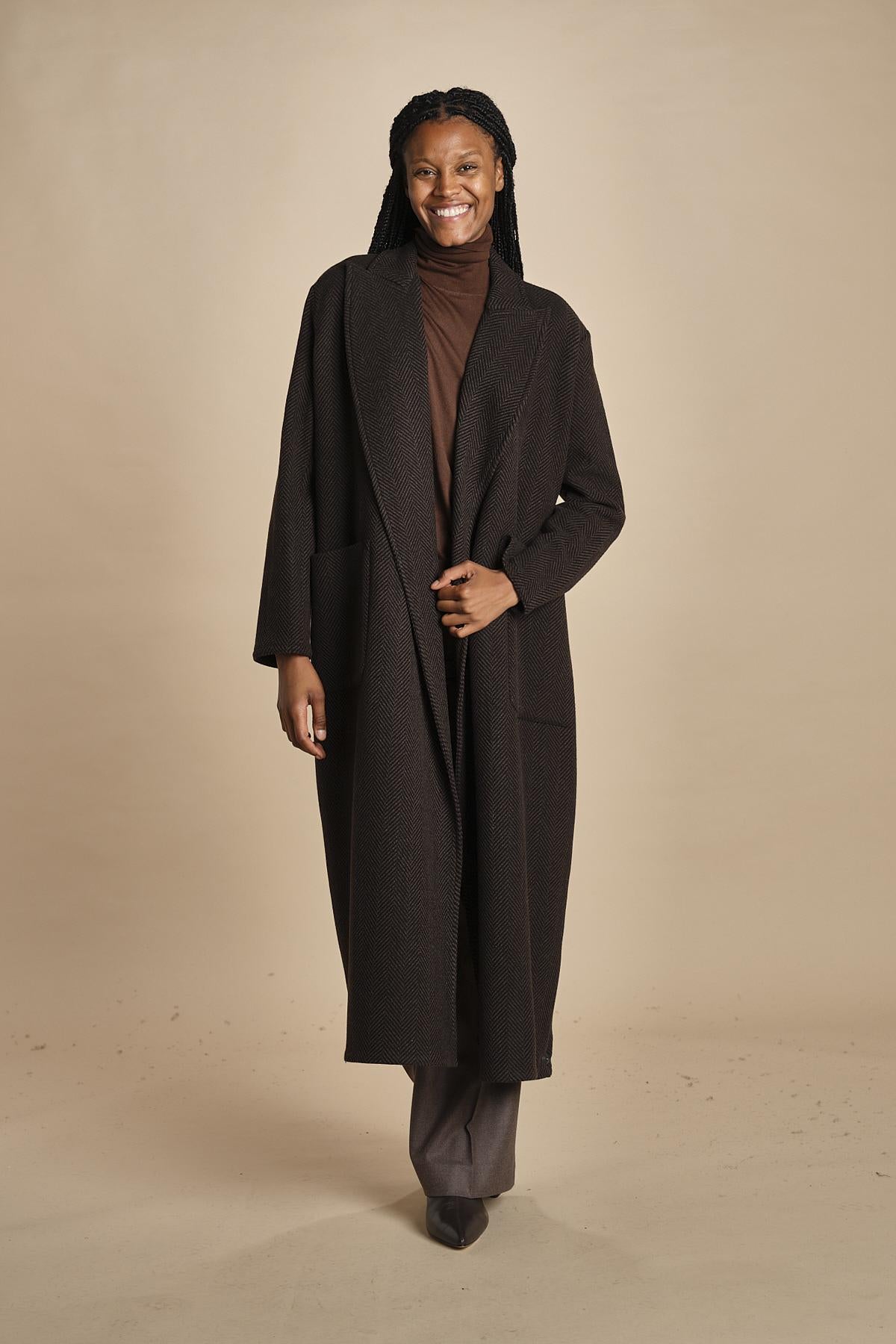T5955 cappotto lungo in cachemire spinato T5955 MORO dusan