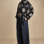 camicia con ricamo punto croce BOULEVARD TOP ONIX BLACK scarlett poppies