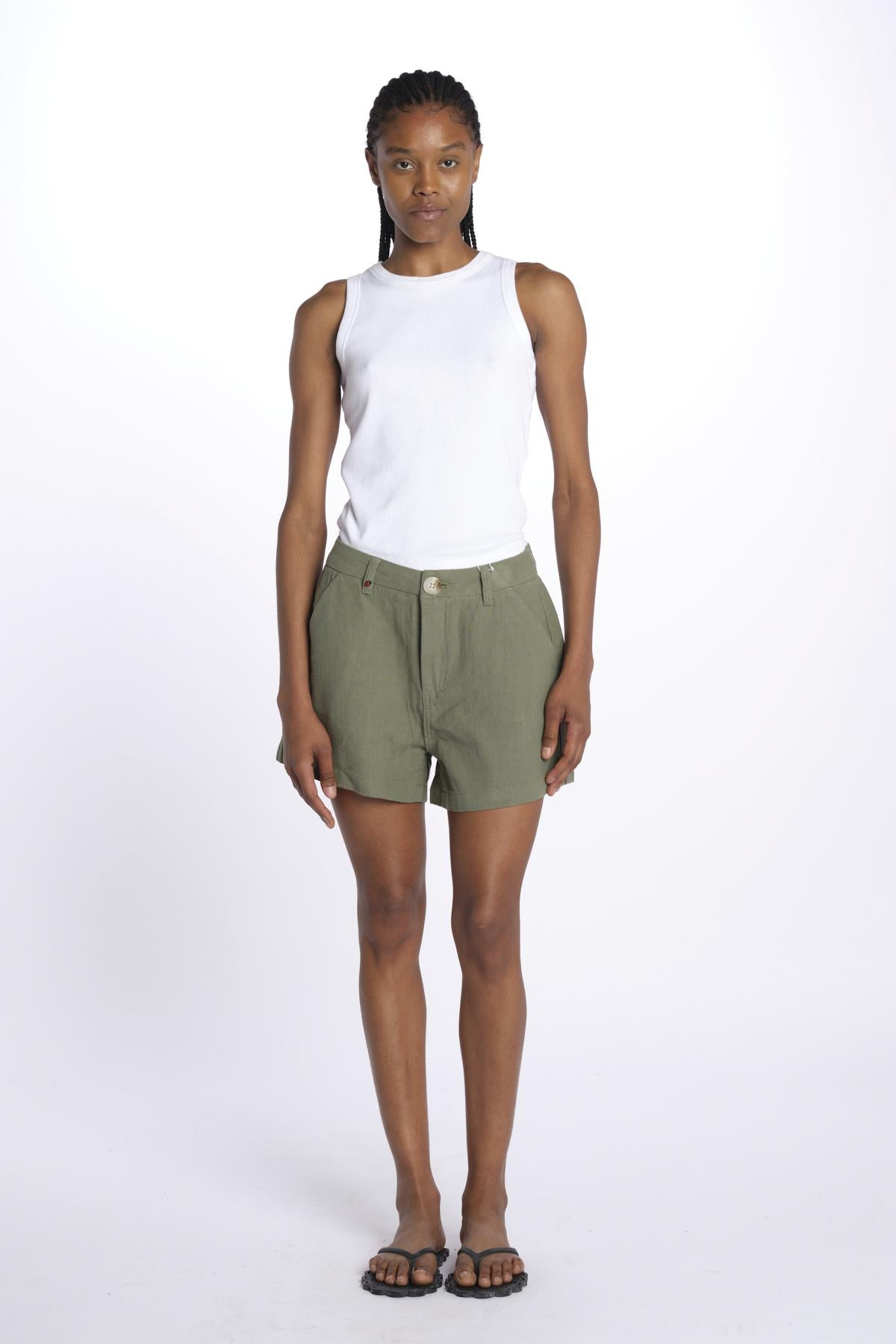 AXELLE short ll 99 sh0 AXELLE GREEN fam