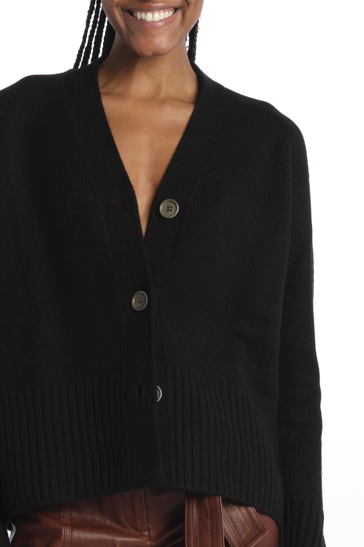 MIL4A24 BLACK milaura