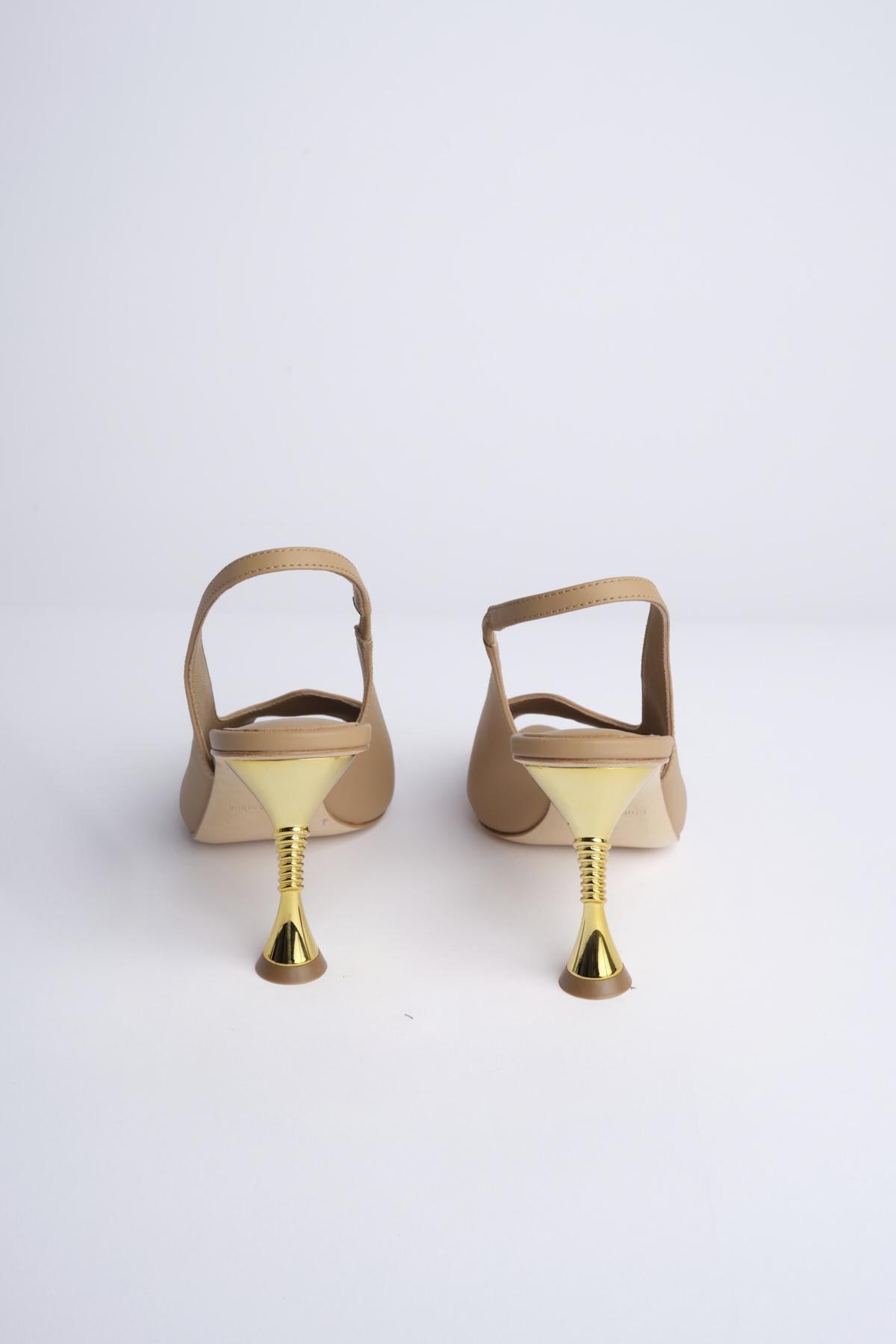 studio AMELIA F848CFSBGE
