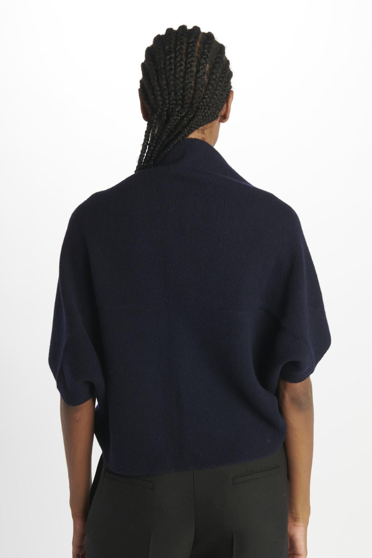 milaura D180205A9574
