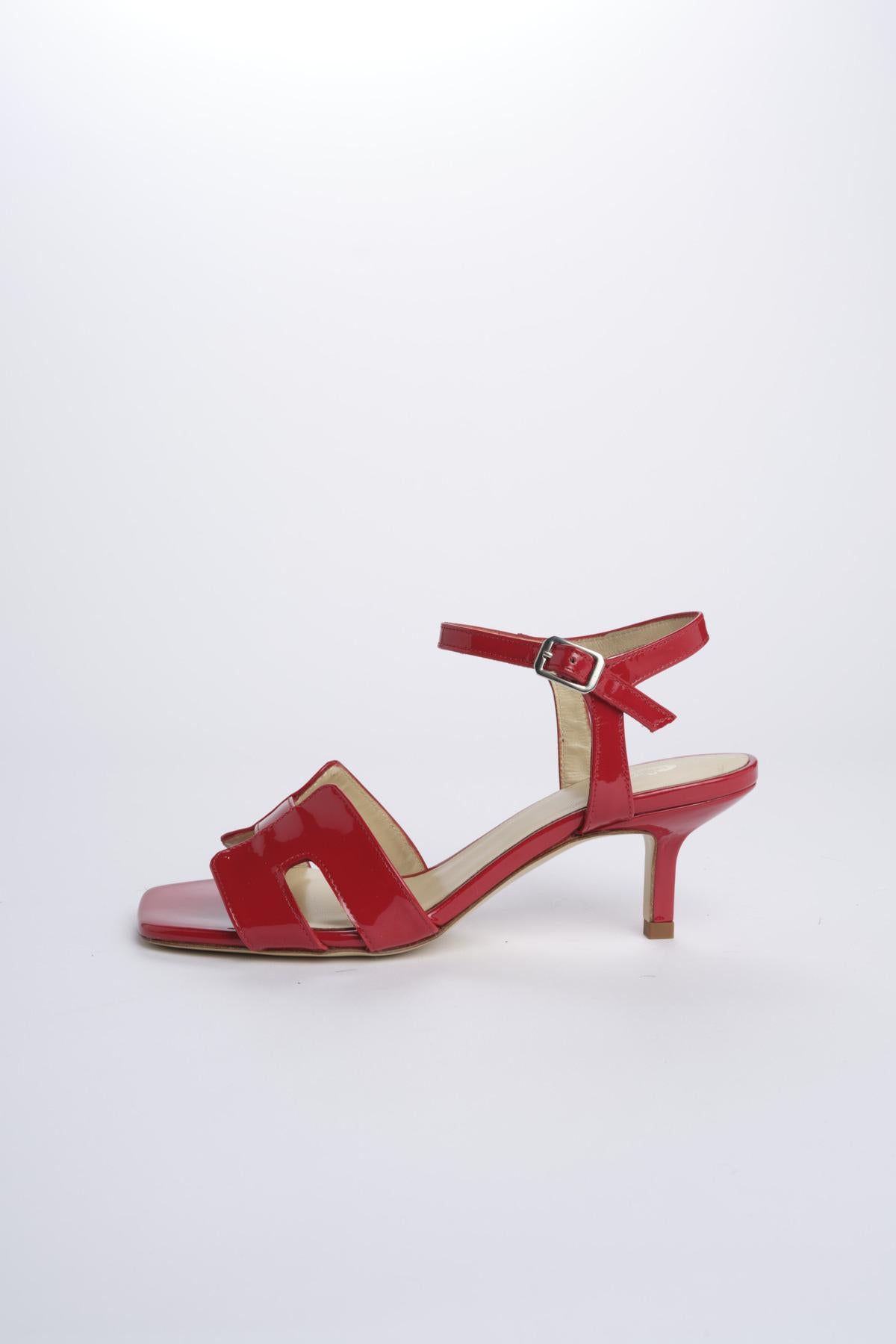 Sandali con tacco basso 9492 ROSSO milaura