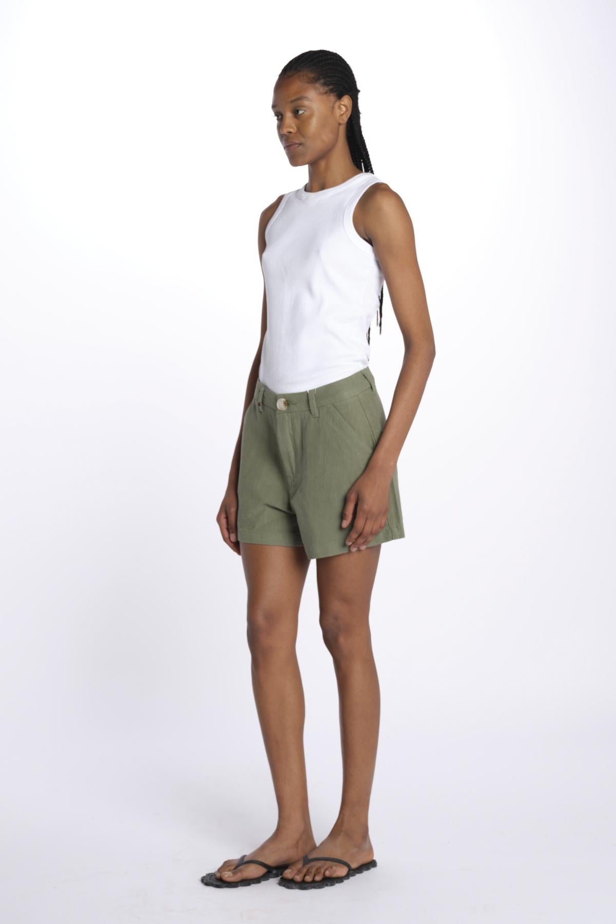 AXELLE short ll 99 sh0 AXELLE GREEN fam