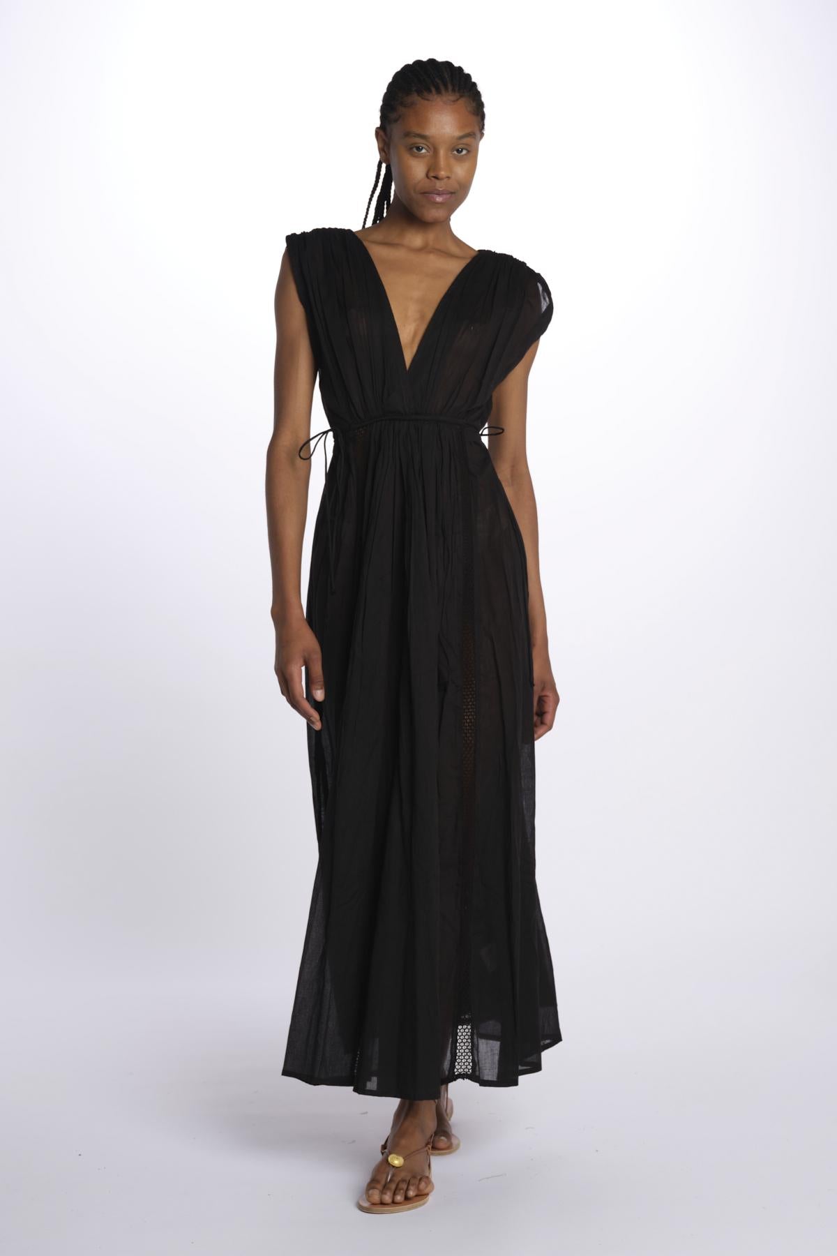 MIKONOS maxi abito con scollo senza maniche MIKONOS NOIR laraethnics