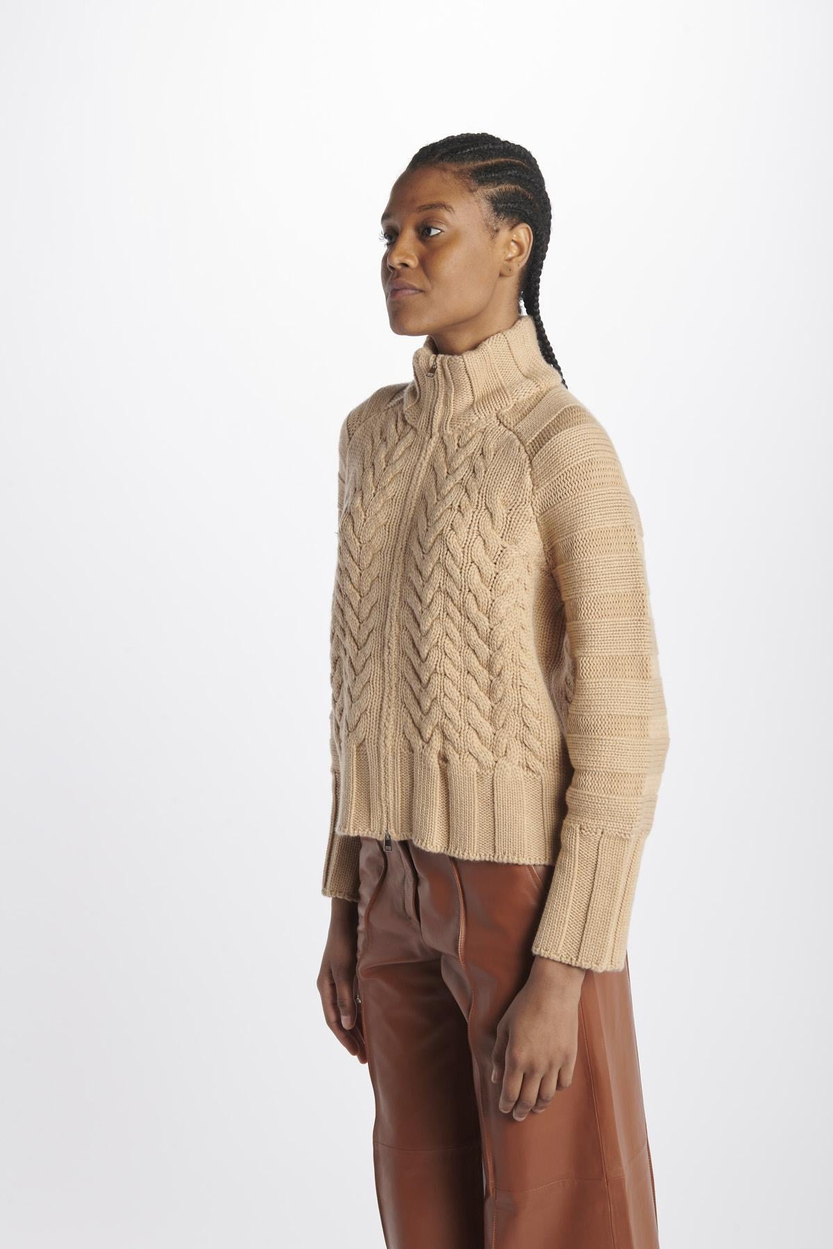 WF581128RA 0001 milaura