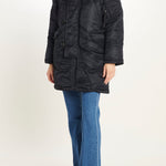  224 1002 BLACK vis a vis 