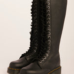  1B60BEX BLACKPISA dr martens 
