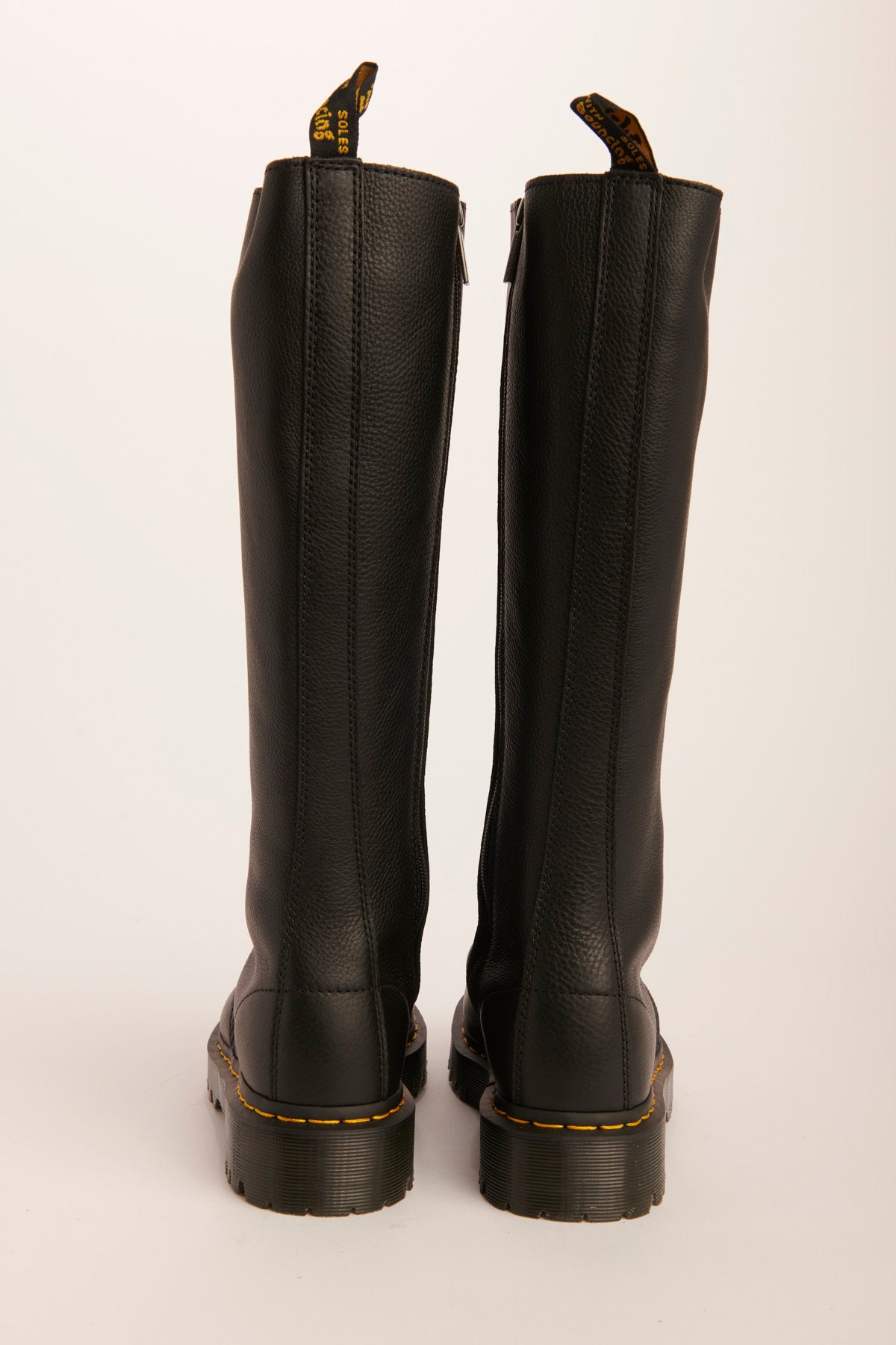  1B60BEX BLACKPISA dr martens 