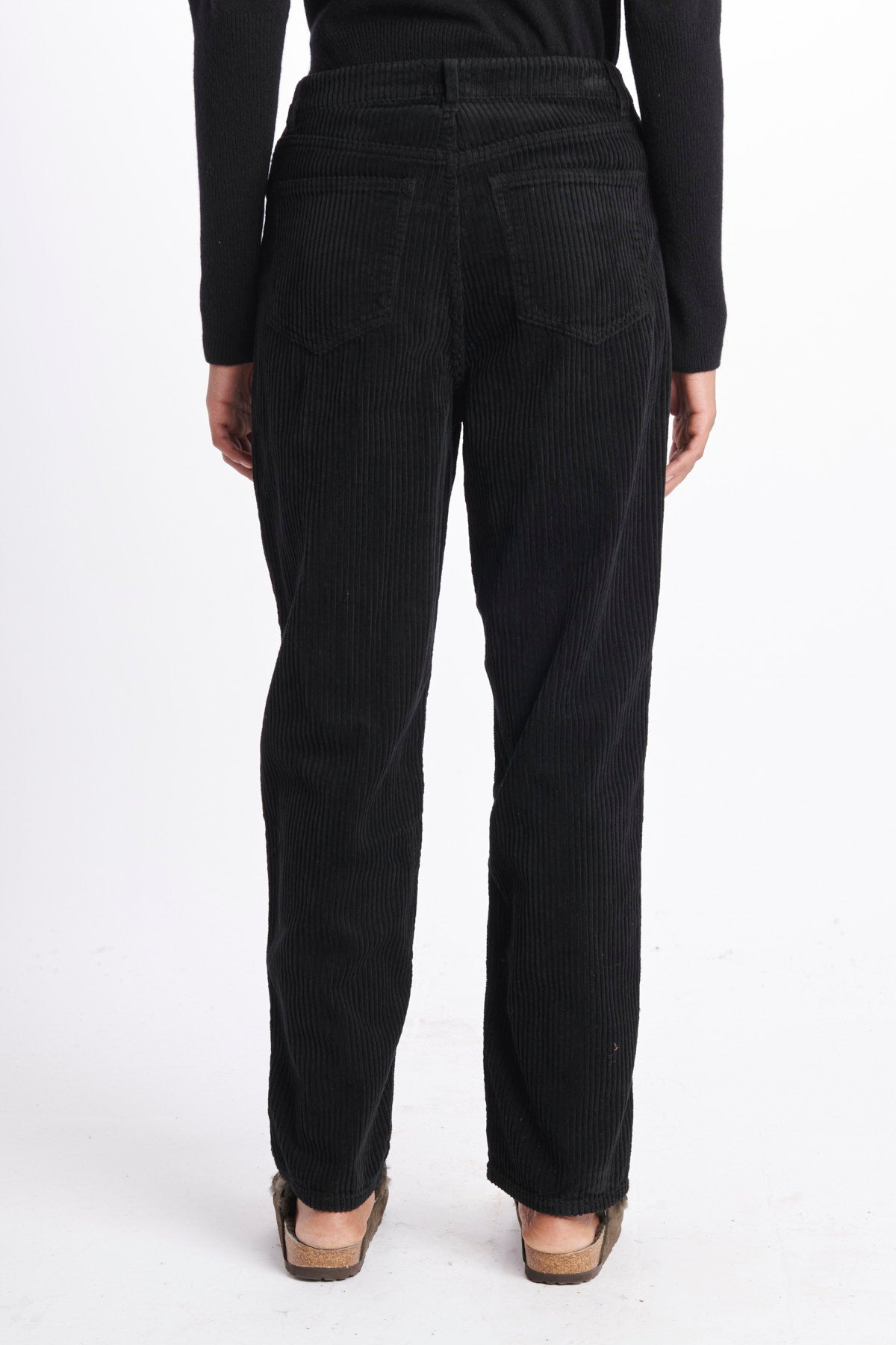  JERRYREGTRENDYCORDUROY NOIR lab dip 