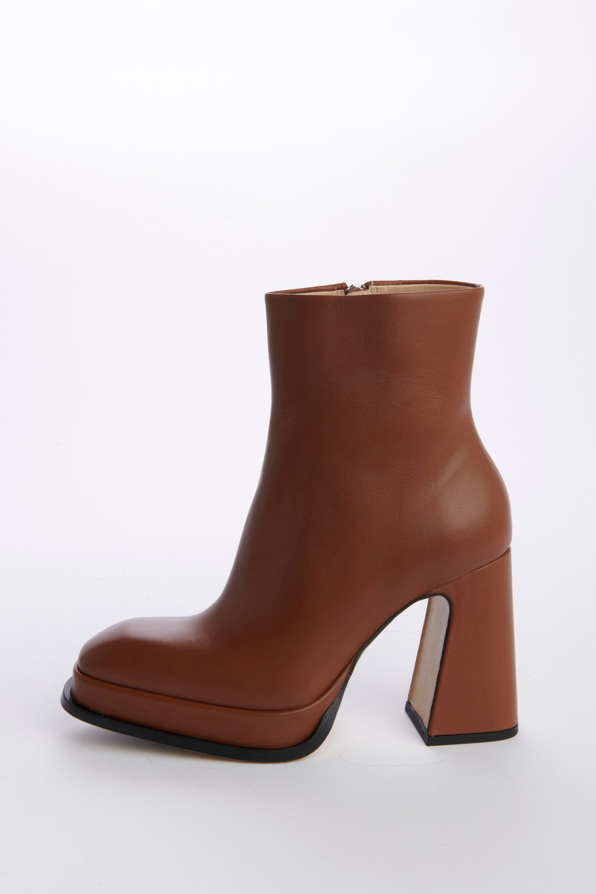  CHUECA HAZELNUT LEATHER martinez 