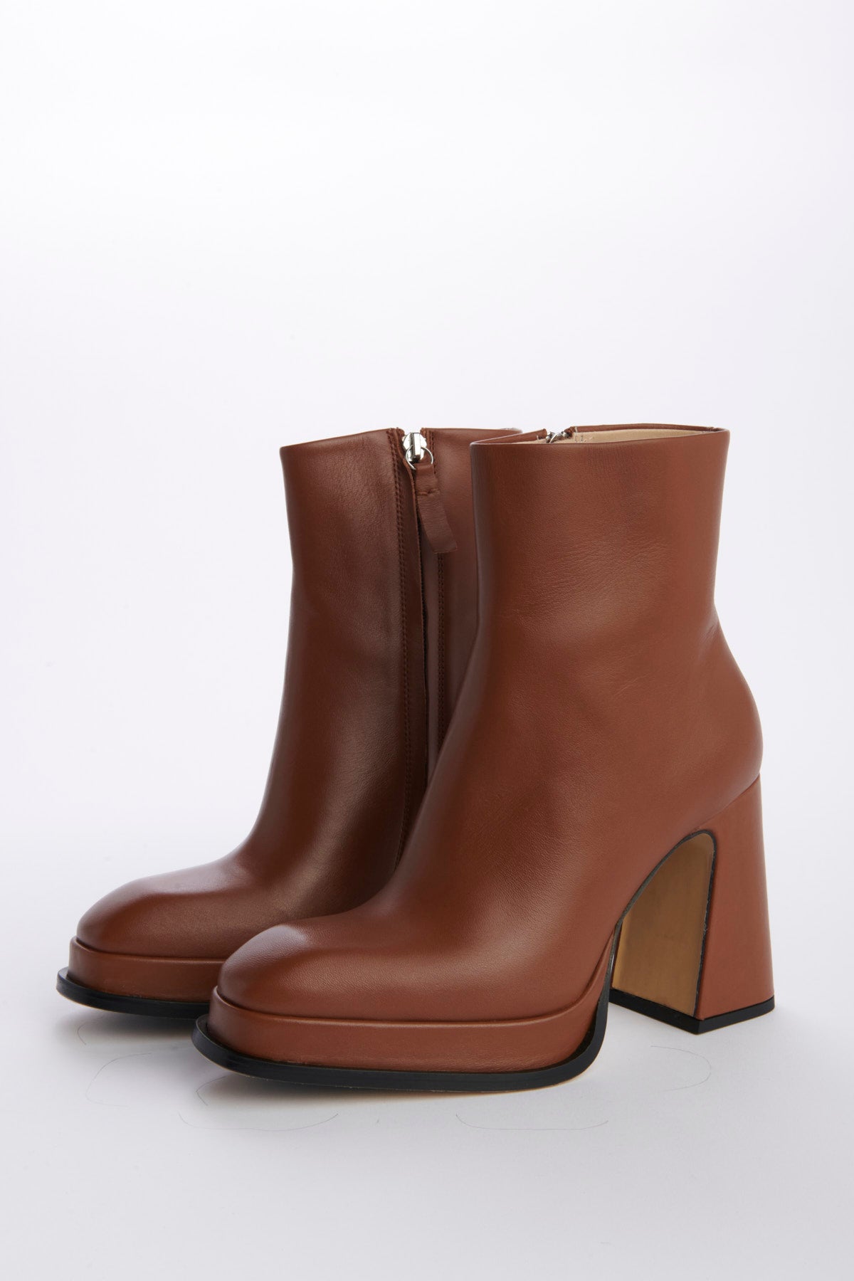  CHUECA HAZELNUT LEATHER martinez 