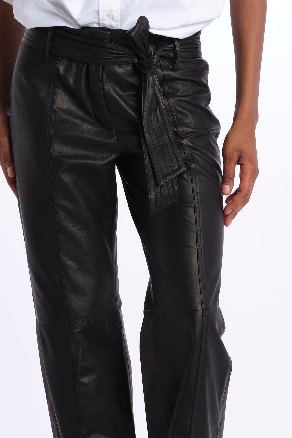  MIL001 NERO milaura 