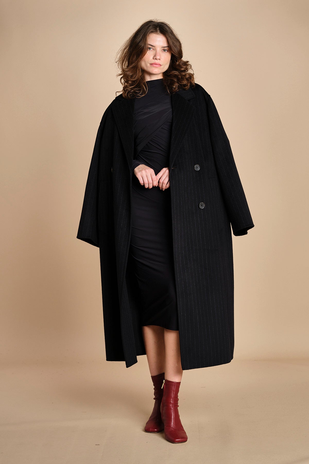 abito longuette con drappeggio FRANCIS NERO amazuìn 