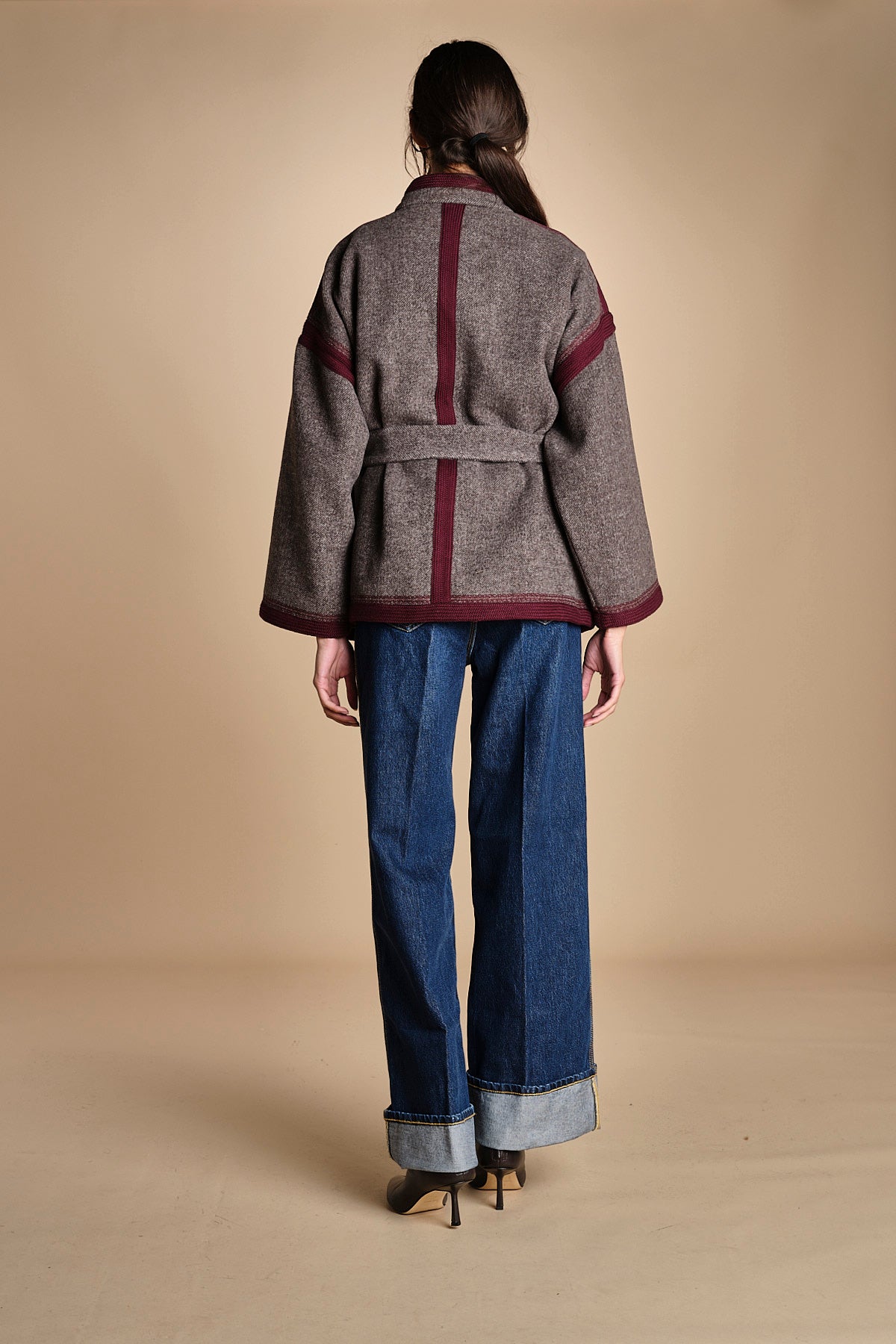 giacca in tessuto diagonale ricamato WILL KIMONO GREY antik batik 