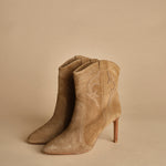 CAITLIN stivaletti camoscio tacco 9. CAITLIN BEIGE ba&sh 