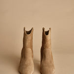 CAITLIN stivaletti camoscio tacco 9. CAITLIN BEIGE ba&sh 