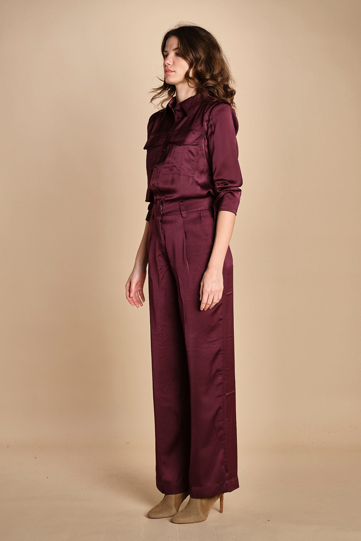 pantaloni in raso con pinces CHARLY PRUNE ba&sh 
