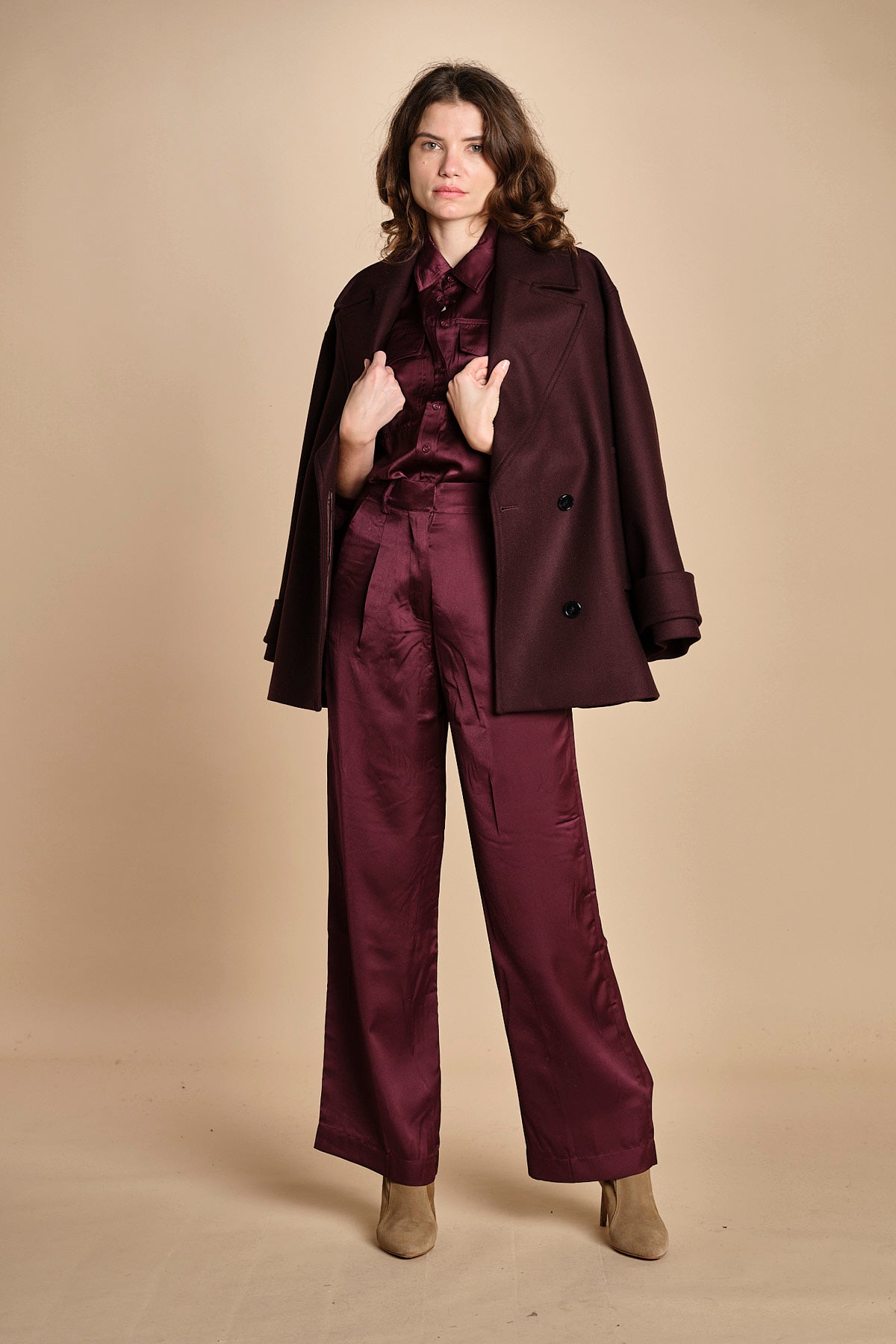 pantaloni in raso con pinces CHARLY PRUNE ba&sh 