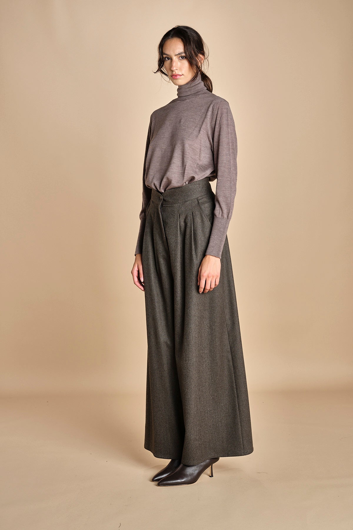 pantalone in flanella con cuciture T1406L VERDE dusan 