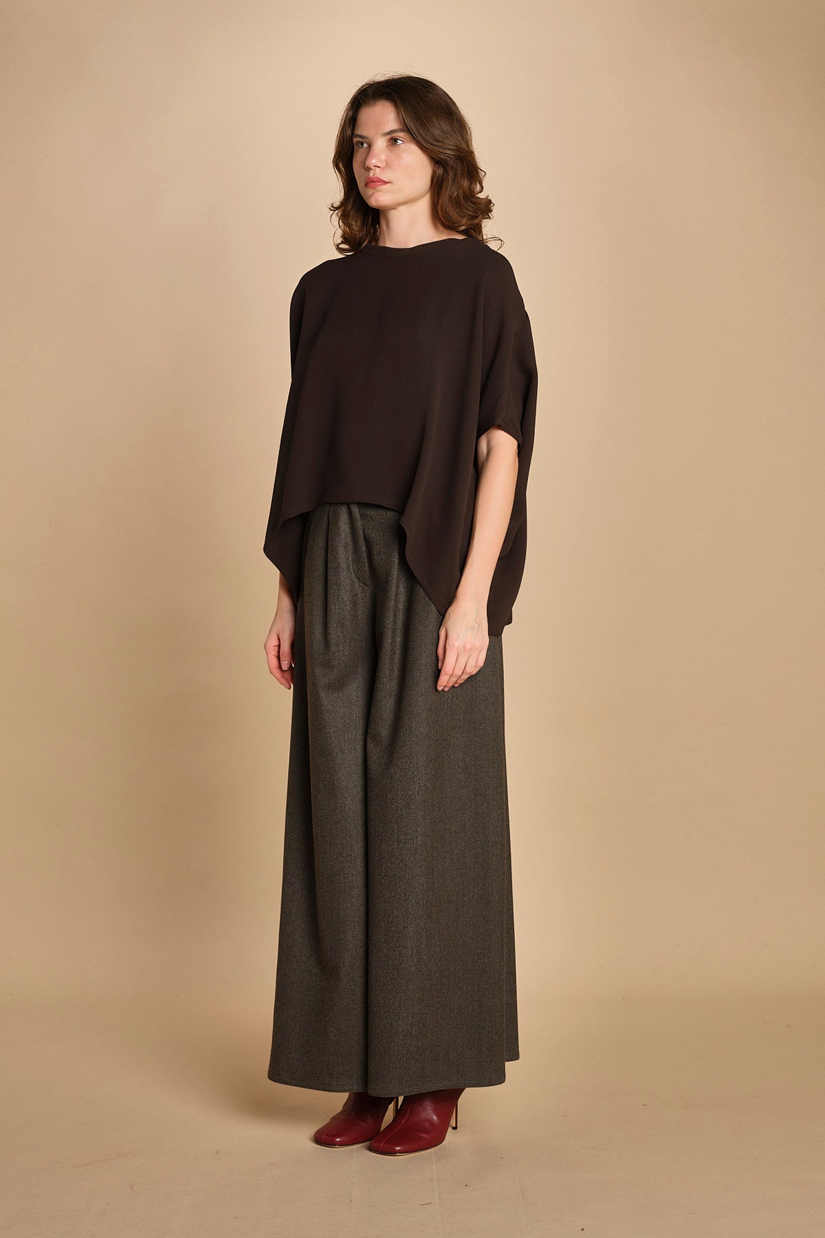 easy shirt in crepon di seta. T2759 DARK BROWN dusan 