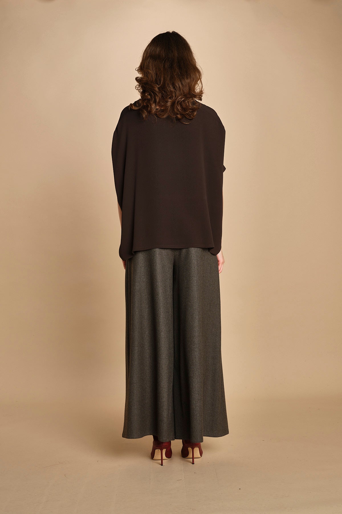easy shirt in crepon di seta. T2759 DARK BROWN dusan 