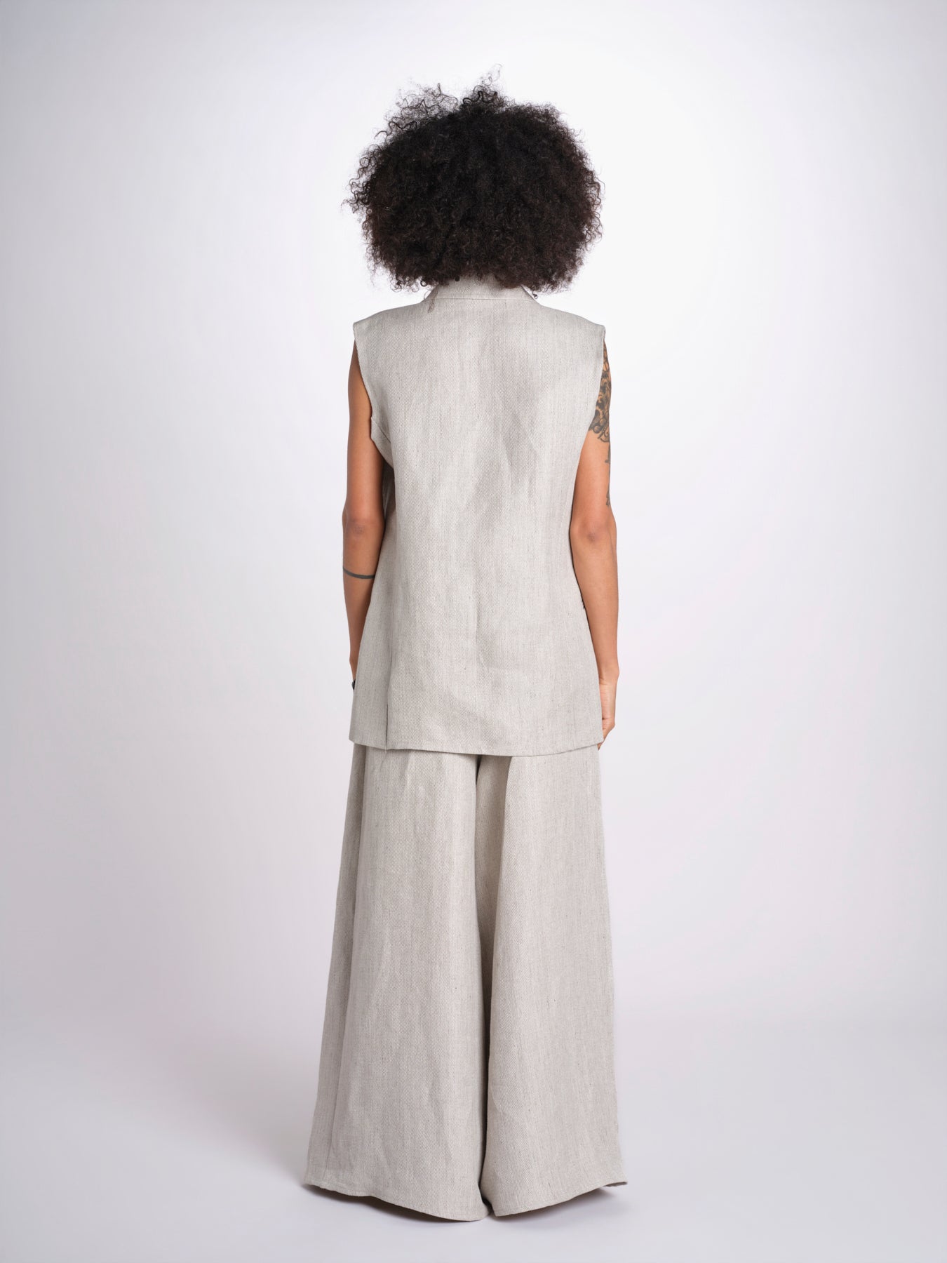 gilet in lino U2929 NATURAL dusan 