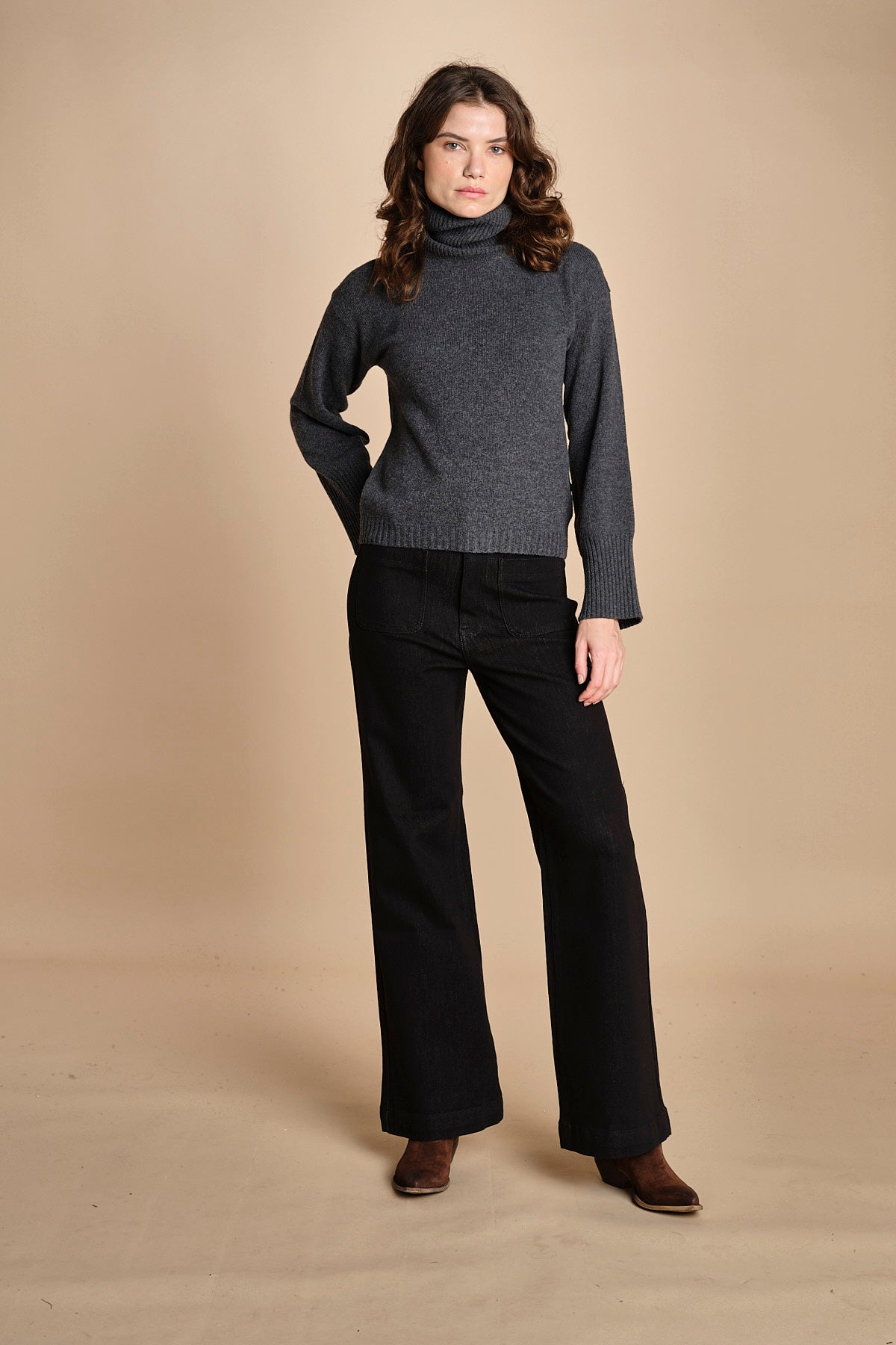 denim a zampa con taschine FAUVE BLACK fam 
