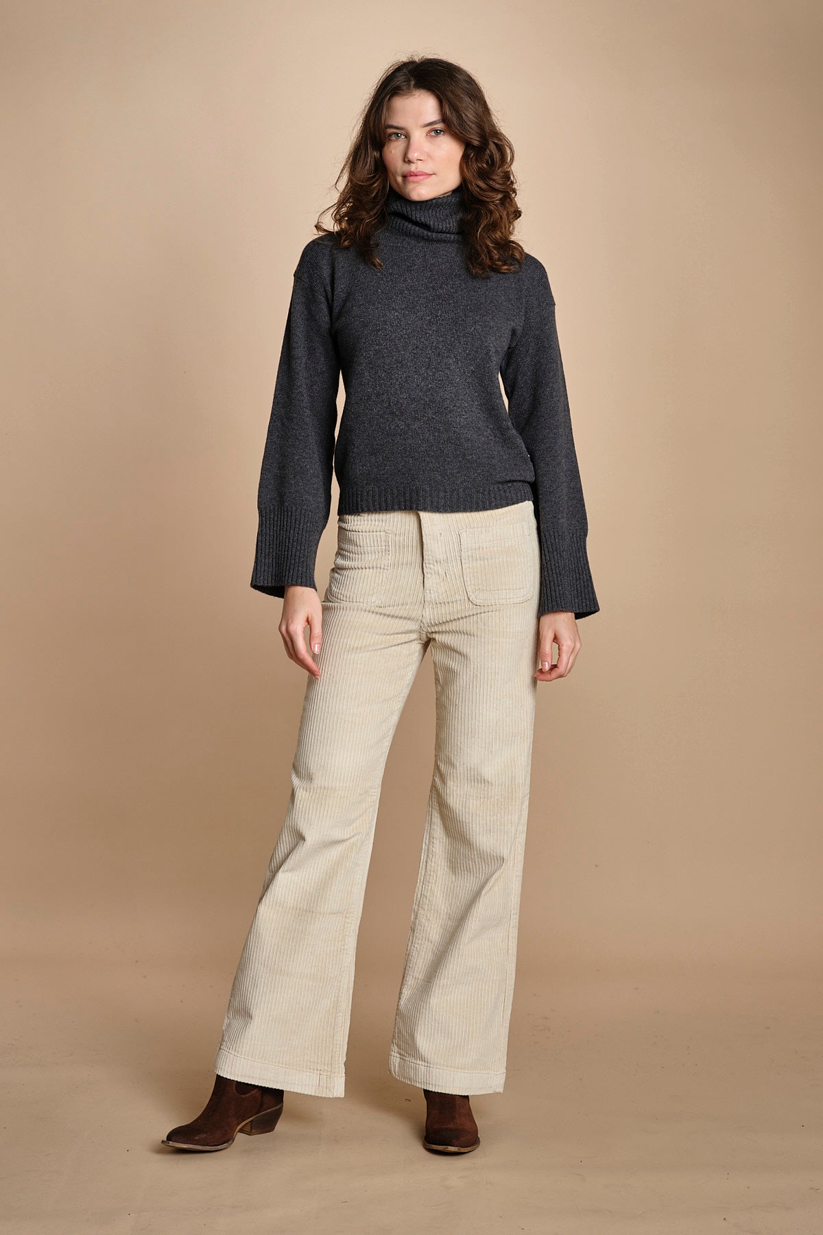 pantalone a zampa con taschine FAUVE WX BEIGE fam 