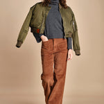pantalone a zampa con taschine FAUVE WX CARAMEL fam 
