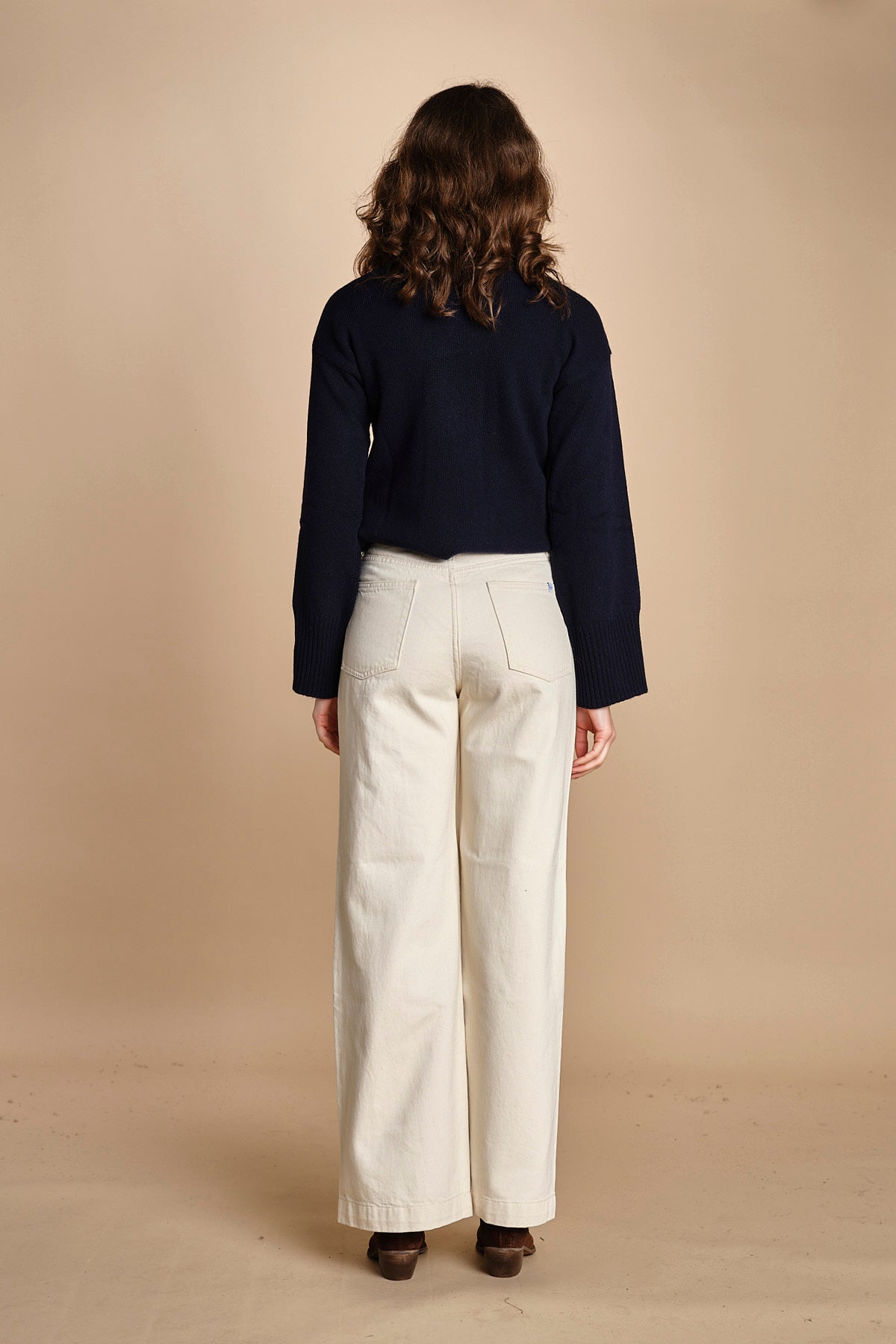 denim over FLEURE WF GREIGE fam 