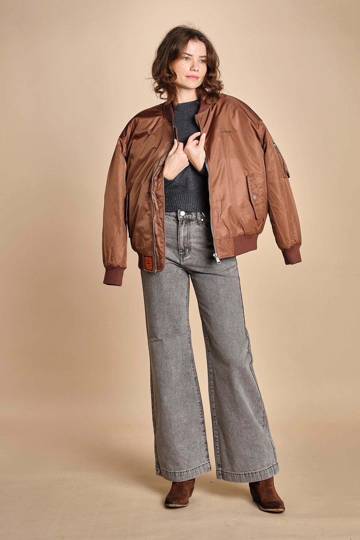 denim over FLEURE WF GREY fam 