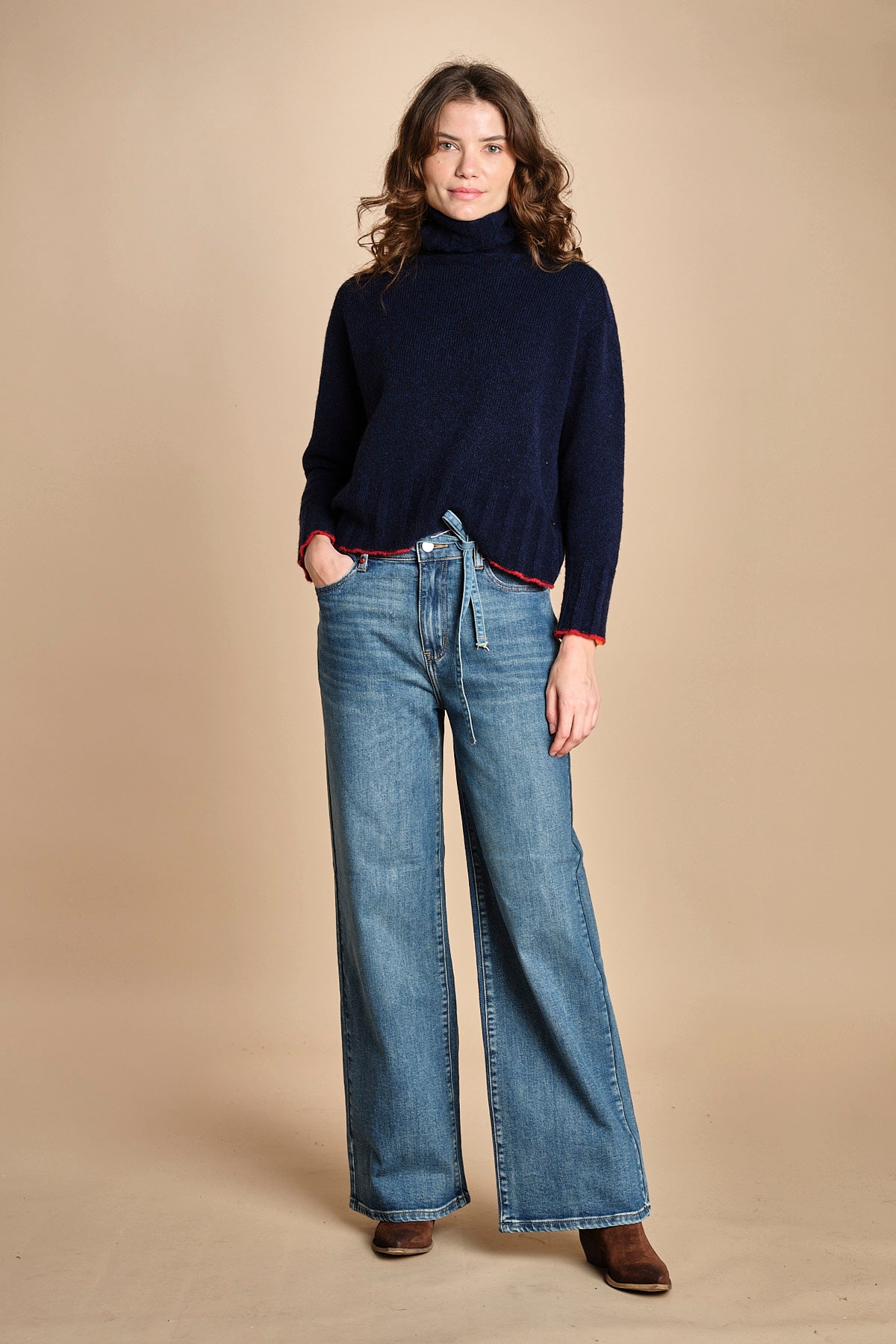 denim con cintura FLORA STONE fam 