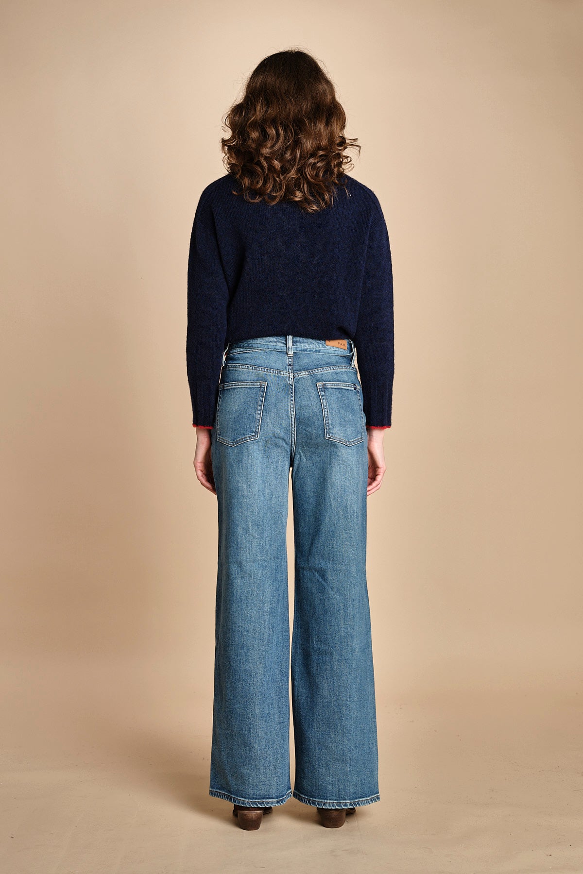 denim con cintura FLORA STONE fam 