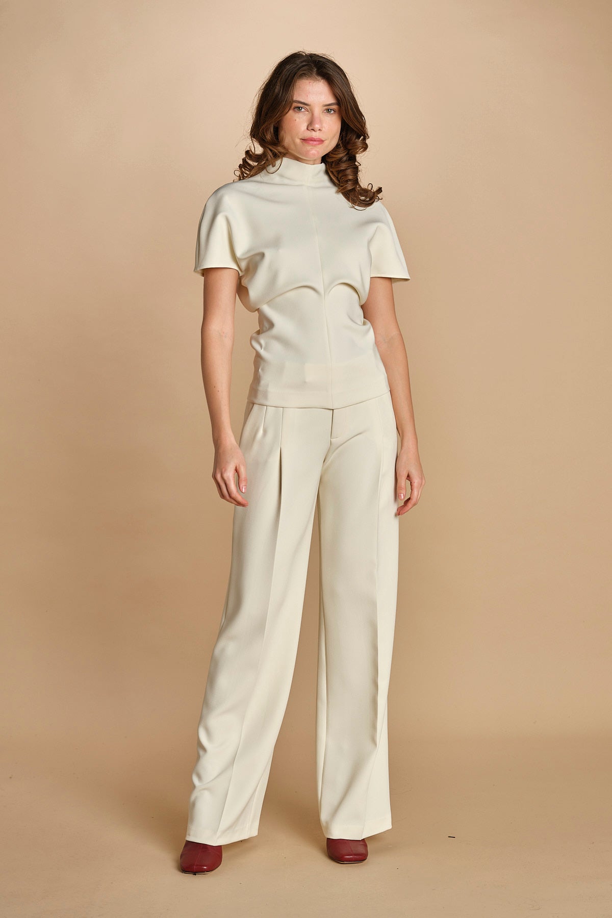 top manica corta con collo alto 31101-313 LATTE 02 federica tosi 