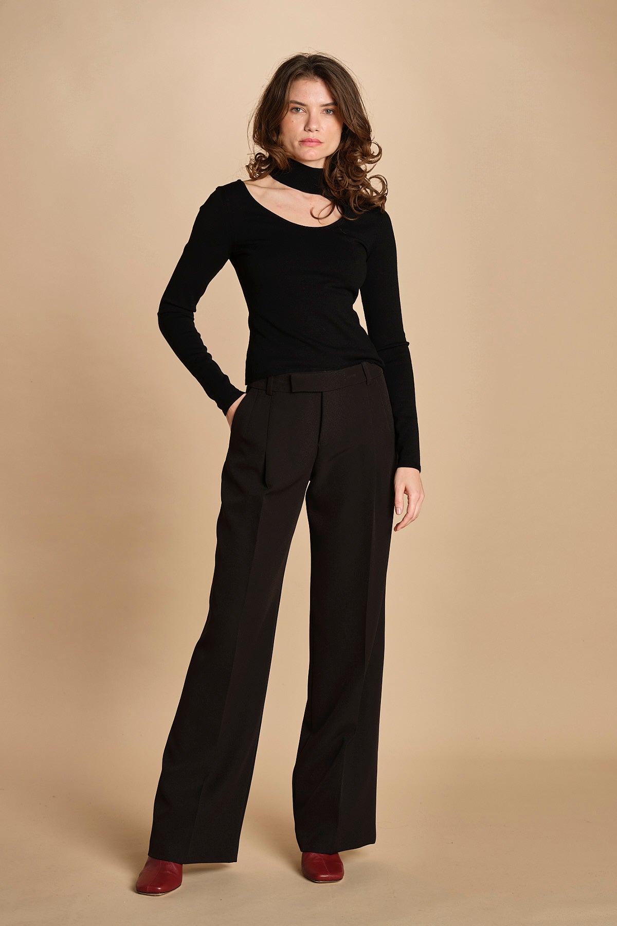 top maglia con scollo nudo 32007-350 NERO 29 federica tosi 